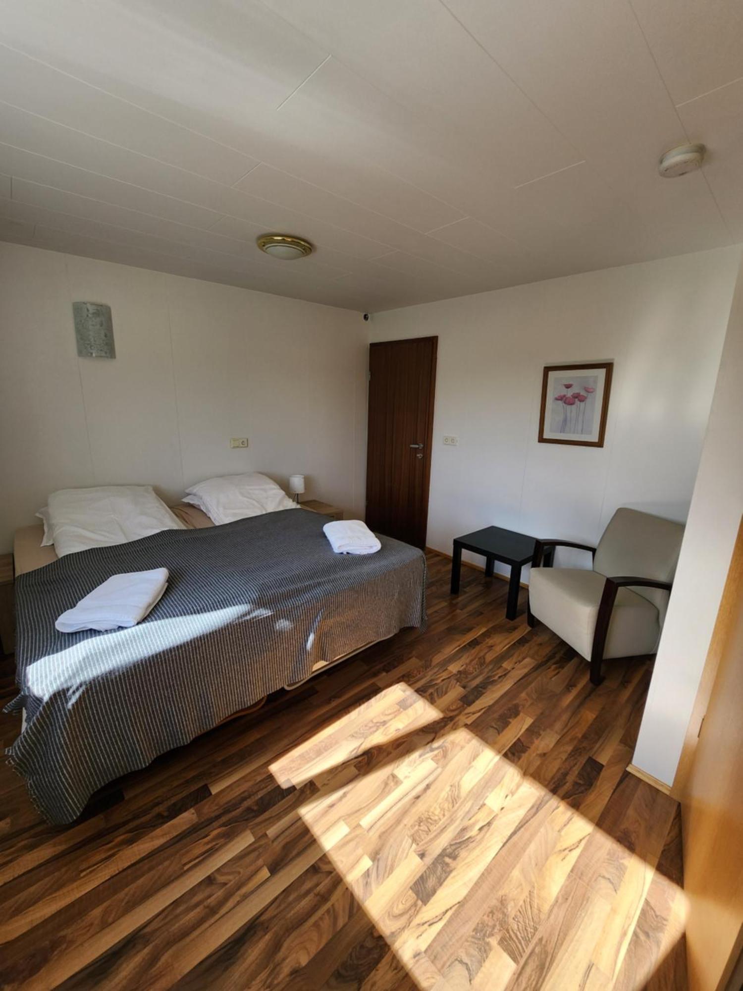 Fjos Guesthouse Varmahlid  Eksteriør bilde